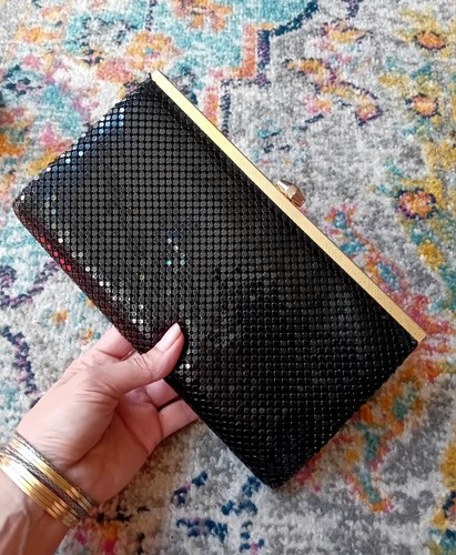 Gold and black chainmail - black,
