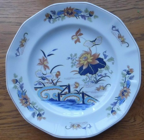 Wedgewood lotus dinner - lotus, plate