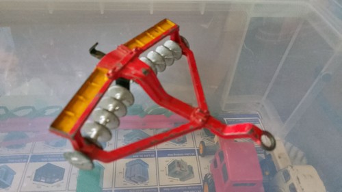 Dinky toys disc - toys,