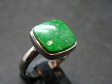 Natural Maw Sit Sit Silver Ring from Myanmar - Size 8 - 3.54 Grams