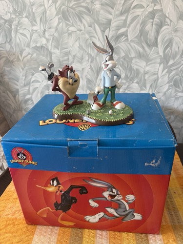 Wedgwood coalport looney - /,