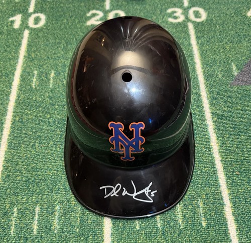 David wright signed helmet - signed,