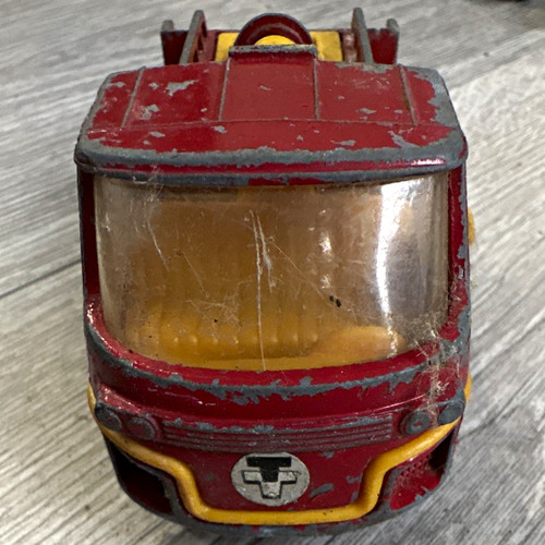 Corgi bedford fire truck - bedford,