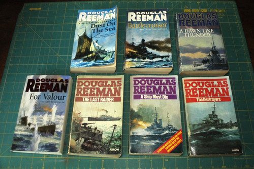 Douglas reeman paperback - reeman, books