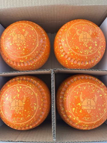 Thomas taylor ace bowls - bowls, size