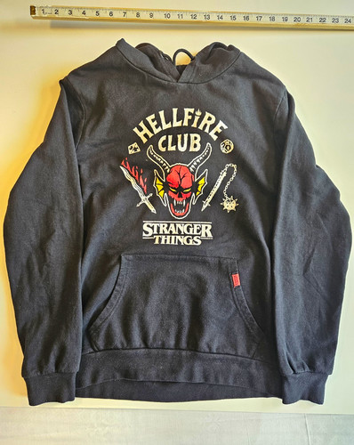 Stranger things hellfire club - stranger,