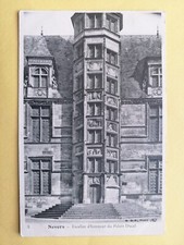Old postcard Nevers Ducal