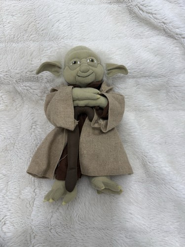 Vintage 2005 star wars yoda - 2005,