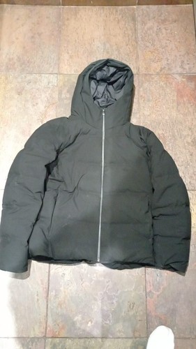 Uniqlo men black puffer size - uniqlo, men's