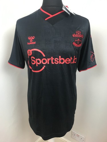Southampton football shirt - southampton,