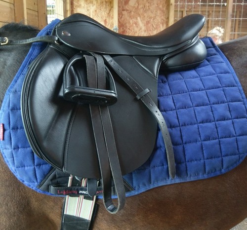 Thorowgood saddle 17 5 - t8, 17.5"