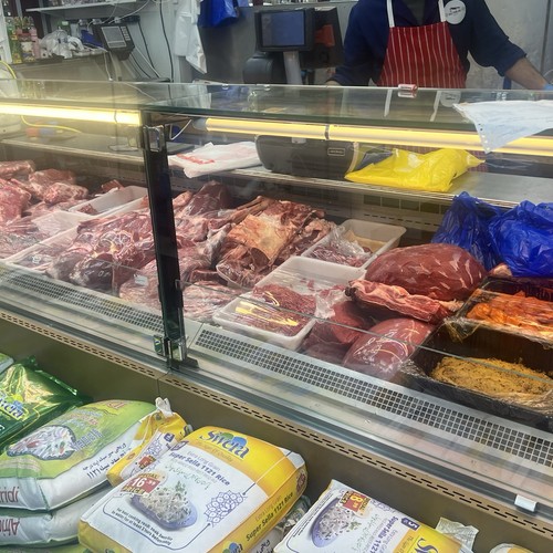 Serve over display - serve, meat