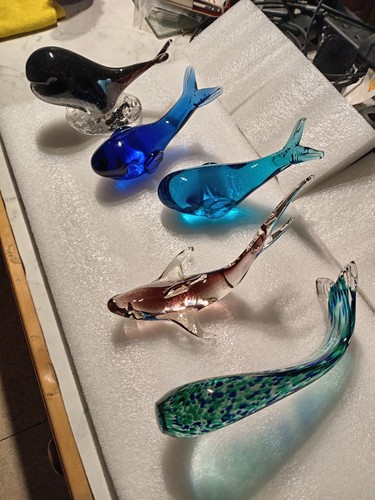 Glass fish and whales - glass,