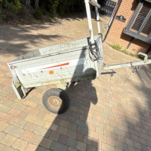 Erde trailer 125 980 - erde,