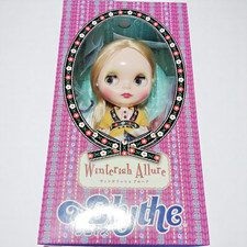 Neo Blythe Winterish Allure