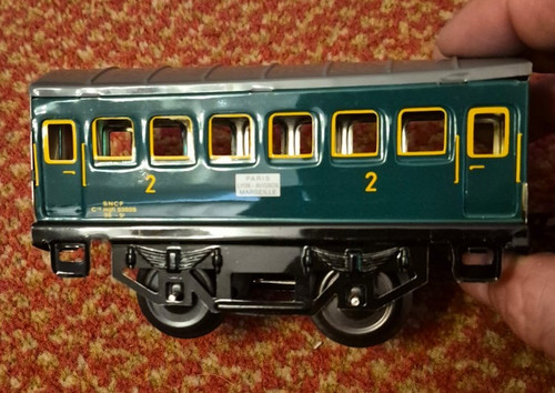 Hornby hachette gauge coach - hornby,