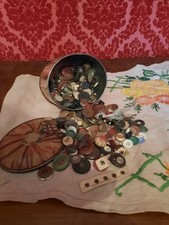 Buttons Galore! Mum's Tin Of Old Buttons
