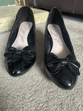 Black Patent Marks And Spencer Ladies Shoes With Bow Size UK 6