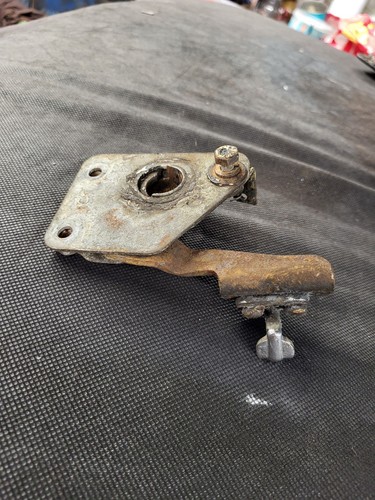 Mk1 cortina bonnet catch - mk1,