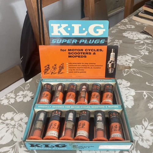 Vintage set klg spark - of,