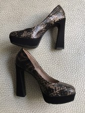 Ladies Catwalk Shoes Size 4 with box