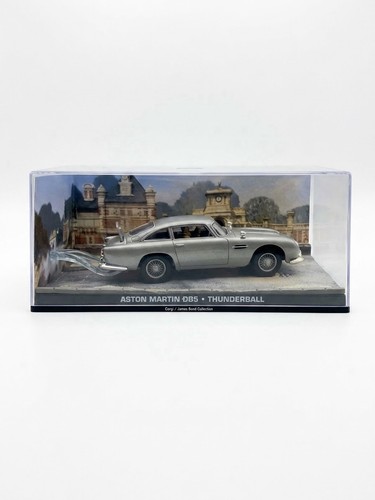 James bond 007 aston martin - bond,