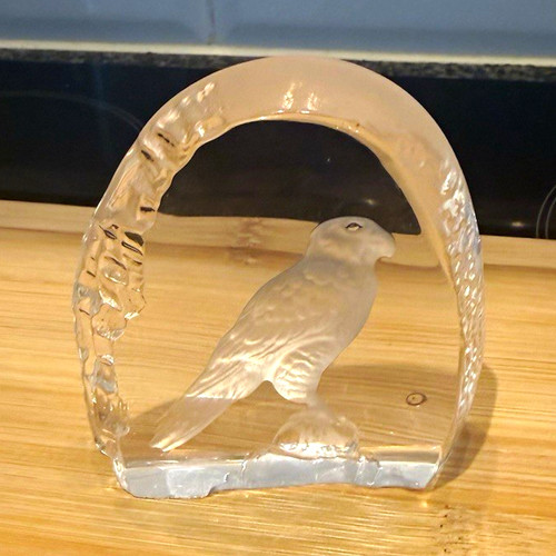 Clear glass bird figurine - clear,