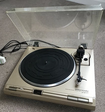 MARANTZ TT221 Turntable/RECORD PLAYER *NEW STYLUS* Semi Automatic/Direct Drive