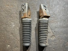 Suzuki En125 Rear Foot Pegs