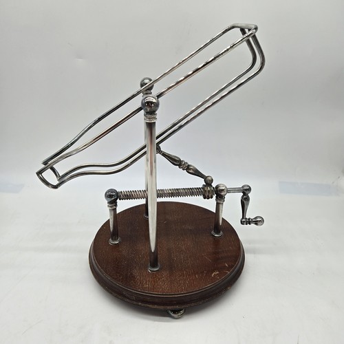 Vintage mechanical wine cradle - vintage,