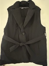 QUILTED GILET WITH BELT Size M