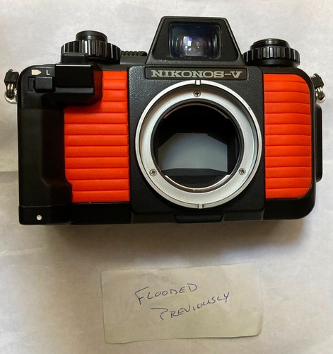 Nikonos waterproof - nikonos, v