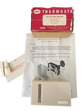 THERMOSTAT SUNVIC  Room Thermostat Type SR2 Non Switched Old Stock Boxed NEW