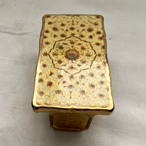 Vintage stratton gold - stratton, tone