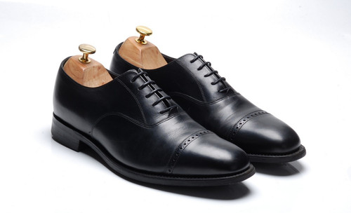 Loake 1880 black - 1880, semi-brogues