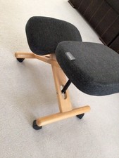 Wooden Kneeling Orthopaedic