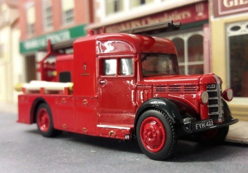 Bedford fire engine wlg 76 - bedford, 1:76
