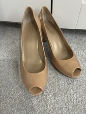 Russell & Bromley Stuart