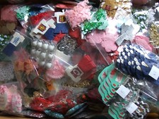 EMBELLISHMENTS TOPPERS FLOWERS