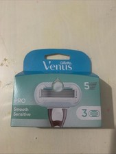 Gillette Venus Deluxe Smooth Sensitive Razor Blades - Pack of 3