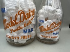 2 Model Dairy Golden Cream Acl