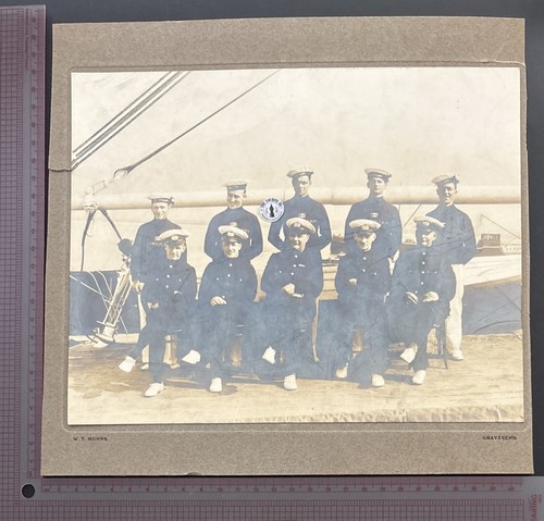 Angularity crew photograph - mv,
