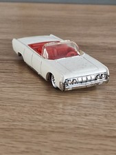HOT WHEELS 1999 white Lincoln