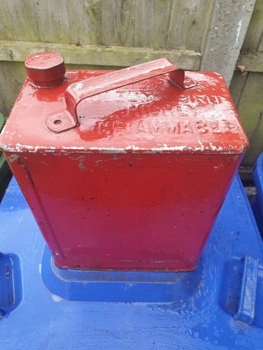 Vintage gallon valor petrol - vintage,