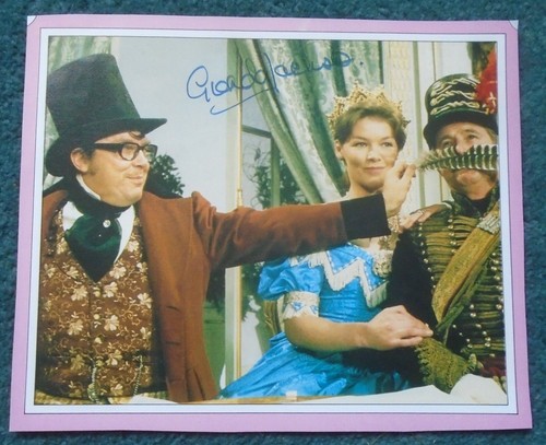 Glenda jackson hand signed - jackson,