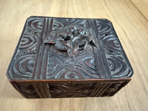 Antique chinese hand carved - antique,
