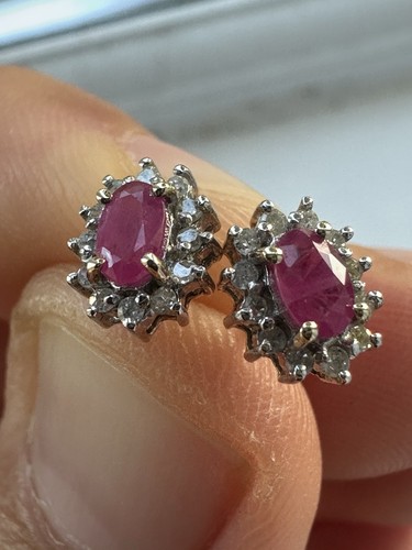 9ct 375 yellow gold real - 9ct, ruby