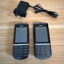 2 x Nokia Asha 300 Mobile