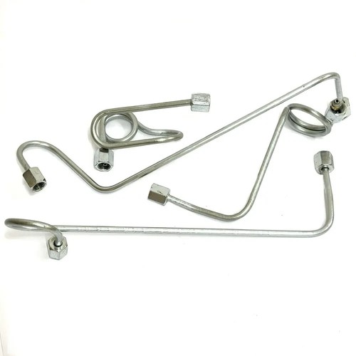 High pressure fuel pipes set