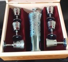 Decorative Metal Drinks Shaker